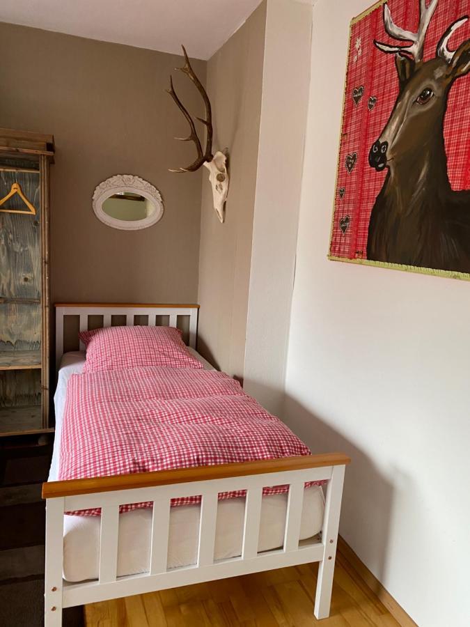 אסן Grosszuegige Monteurwohnung מראה חיצוני תמונה